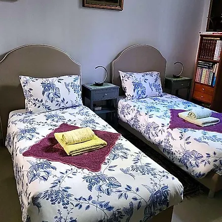 Lousa Twin Guest With Private Bathroom 3*
