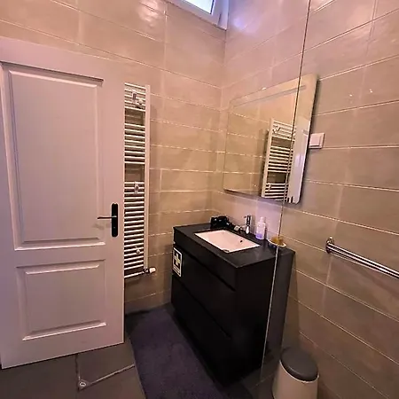 Lousa Twin Guest With Private Bathroom Hotel 3*