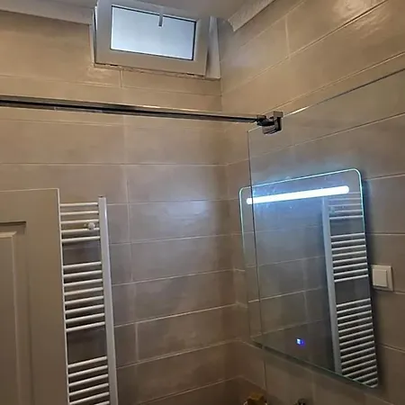 Lousa Twin Guest With Private Bathroom Sintra
