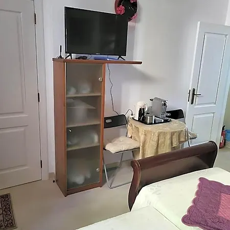 Hotel Lousa Twin Guest With Private Bathroom